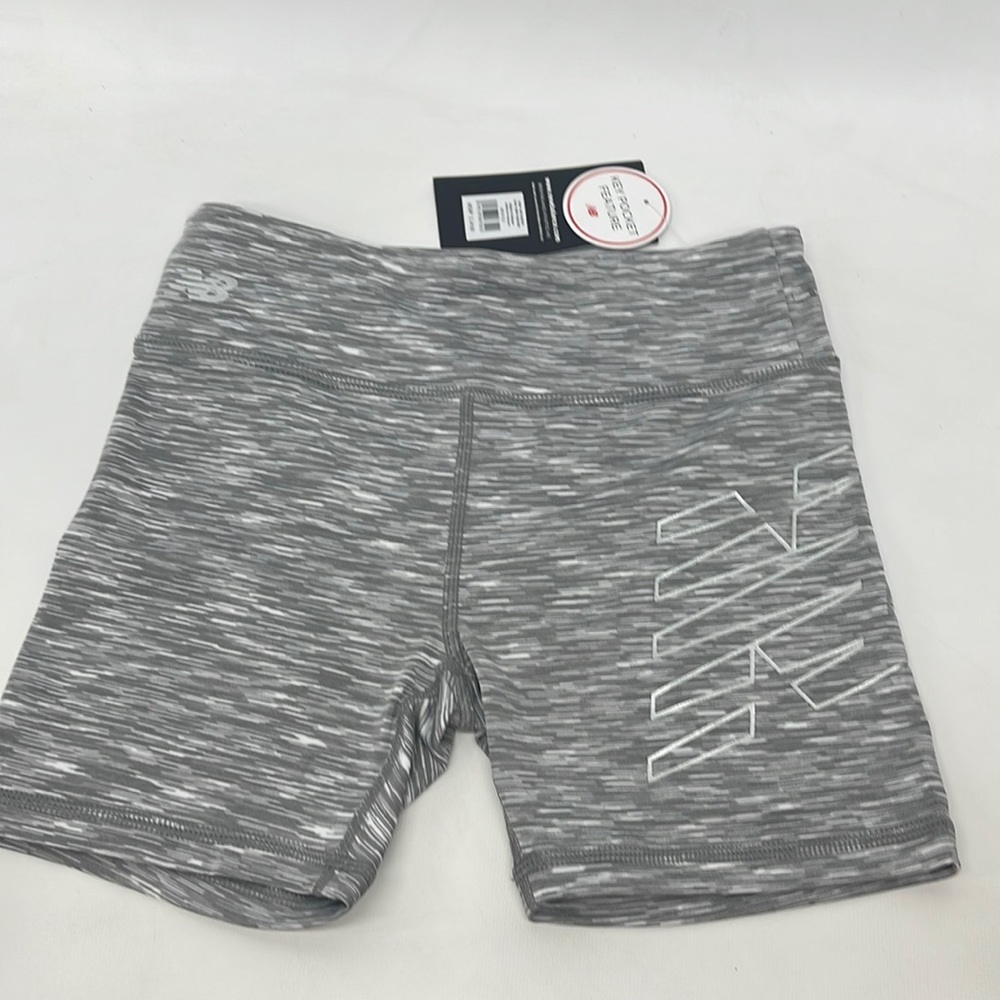 NWT New Balance Girls' Performance Space Dye Play Shorts in Gray Heather